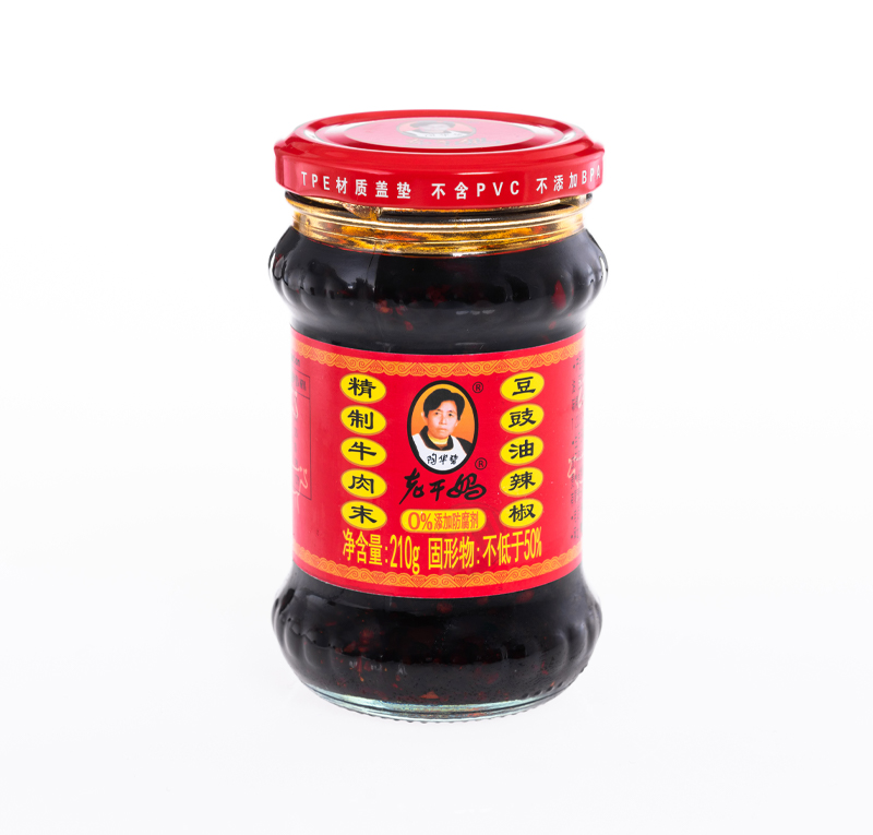 CHILLI SAUCE WITH BEEF & FERMENTED SOYBEAN 210g